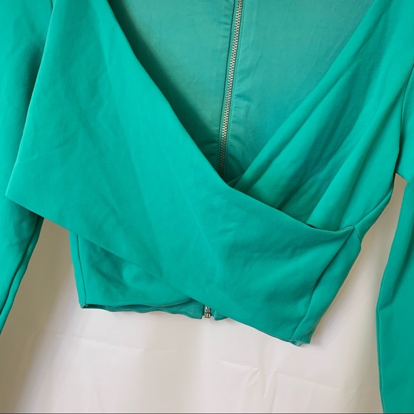 Bebe Mint Green Crossover Crop Top Long Sleeve - Picture 3 of 12